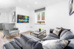 Two Bedroom Apartment - Balcony - Secure Parking - Top Rated - Underfloor Heating - 2MC